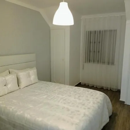 Samuel'S House - T1